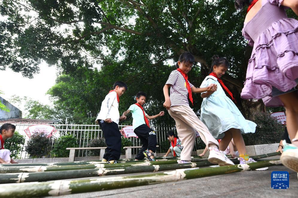 免费炸金花下载
